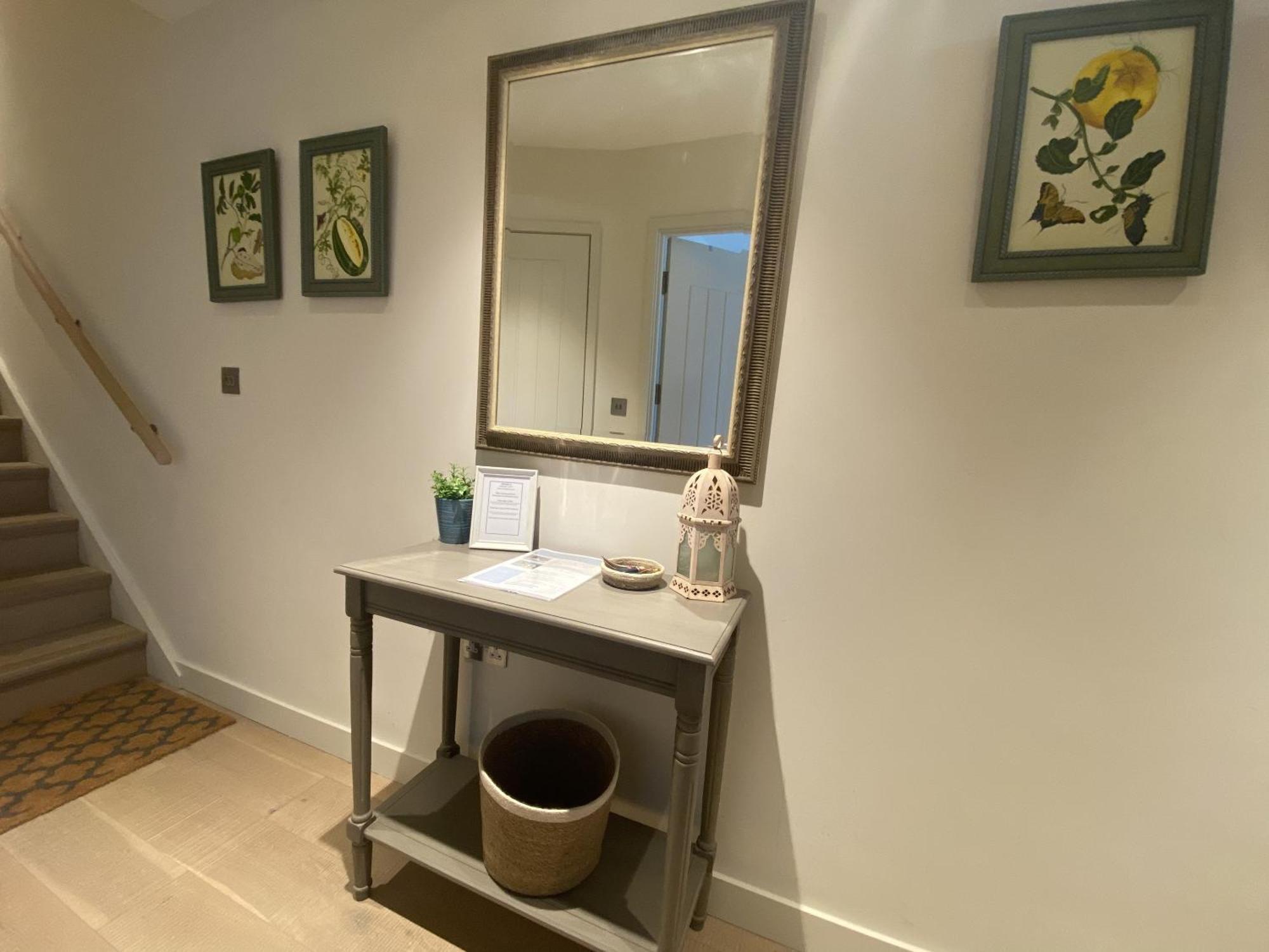 Walcot Yard With Parking, Bath Keys Apartment Bagian luar foto