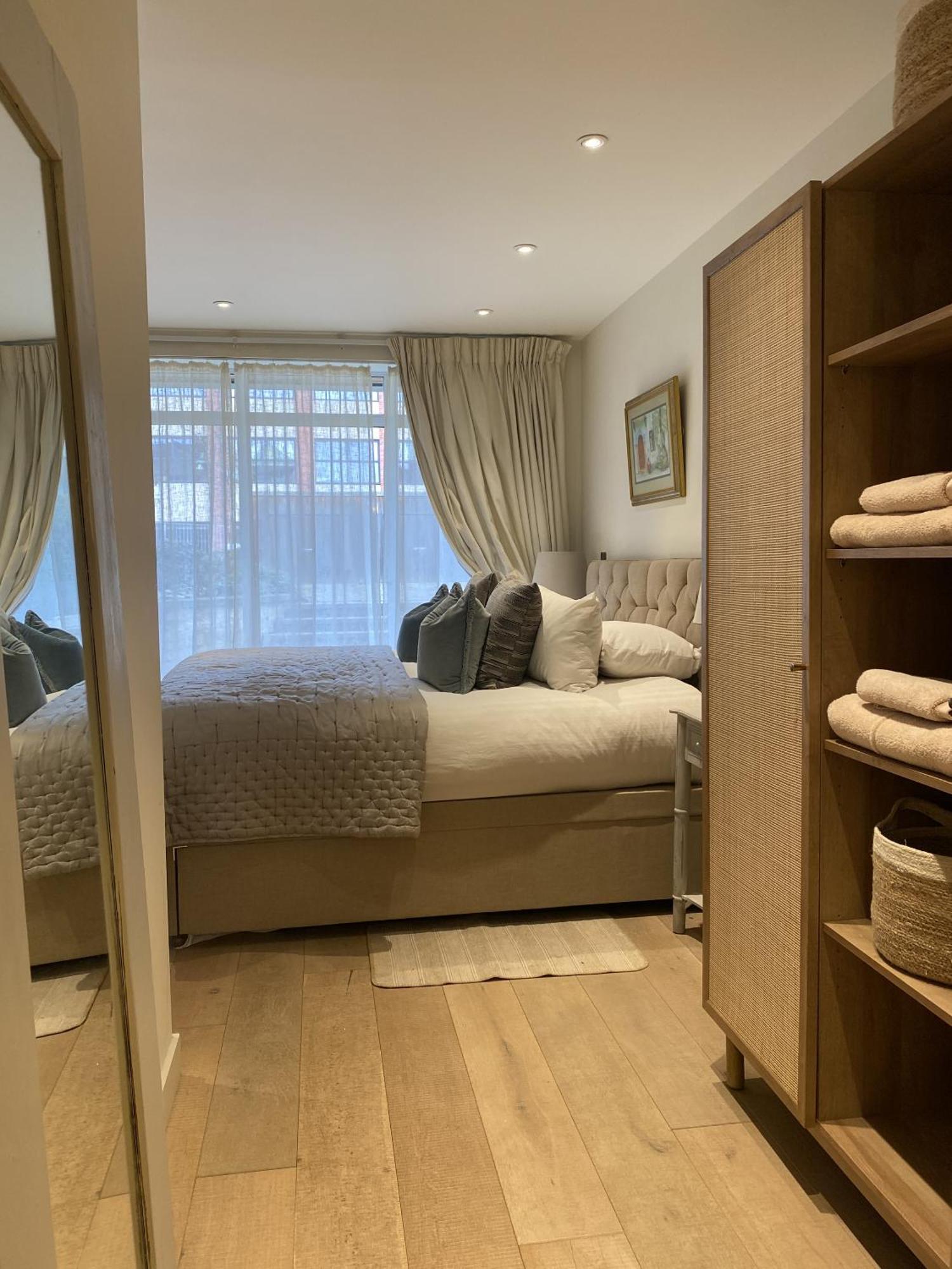 Walcot Yard With Parking, Bath Keys Apartment Bagian luar foto