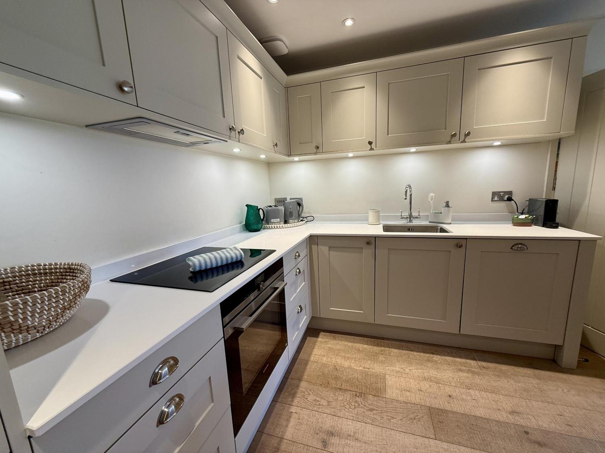 Walcot Yard With Parking, Bath Keys Apartment Bagian luar foto